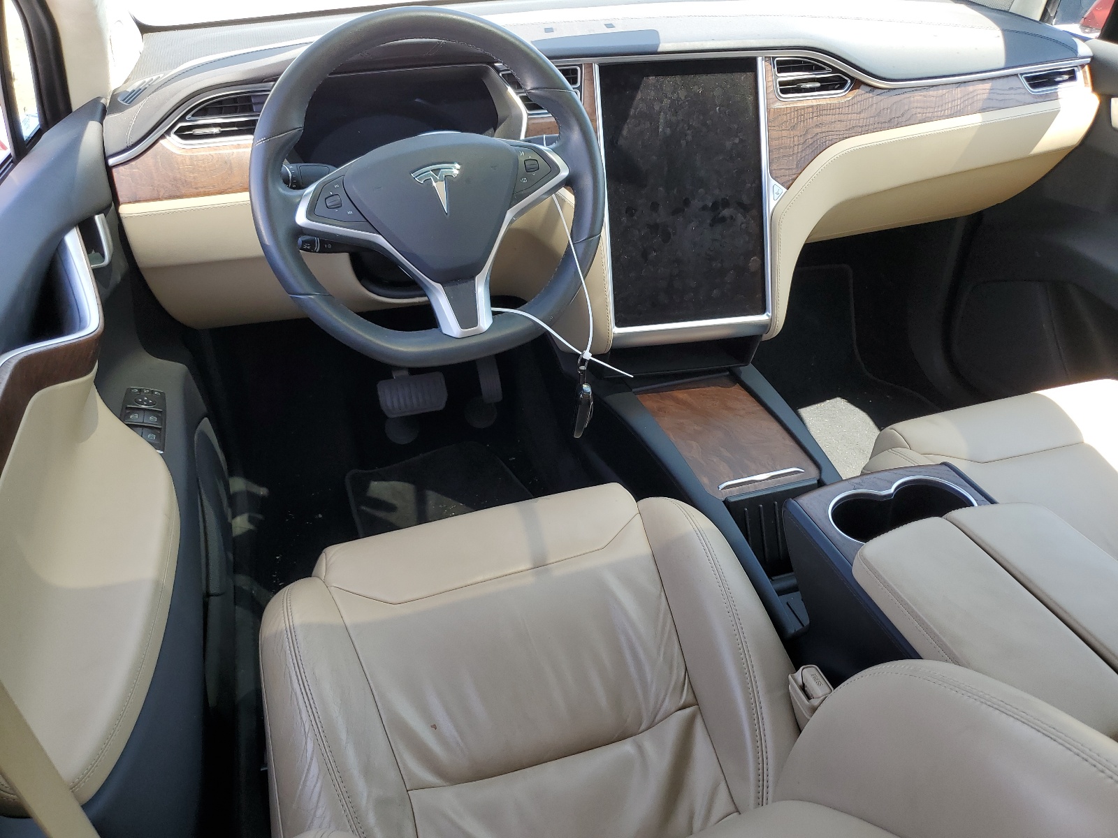 5YJXCBE21HF038300 2017 Tesla Model X