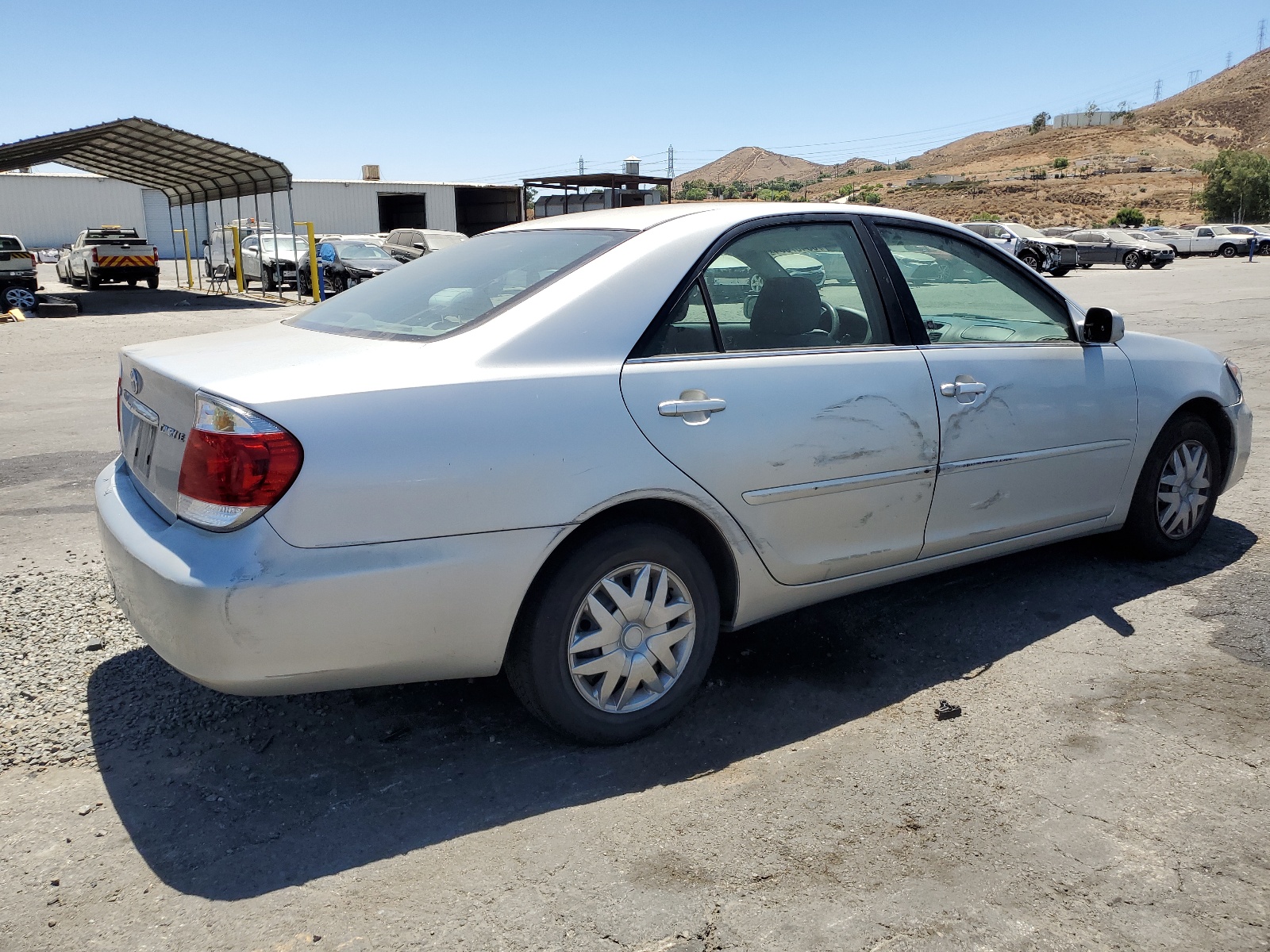 4T1BE32K55U392981 2005 Toyota Camry Le