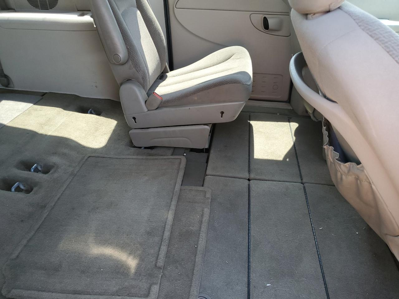 2006 Chrysler Town & Country Touring VIN: 2A8GP54L06R667203 Lot: 64876574