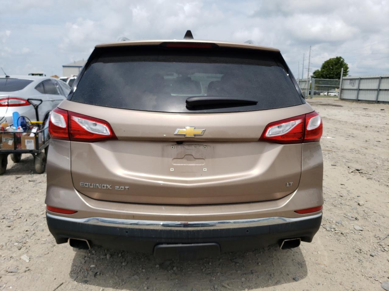 2GNAXKEX7J6160863 2018 Chevrolet Equinox Lt