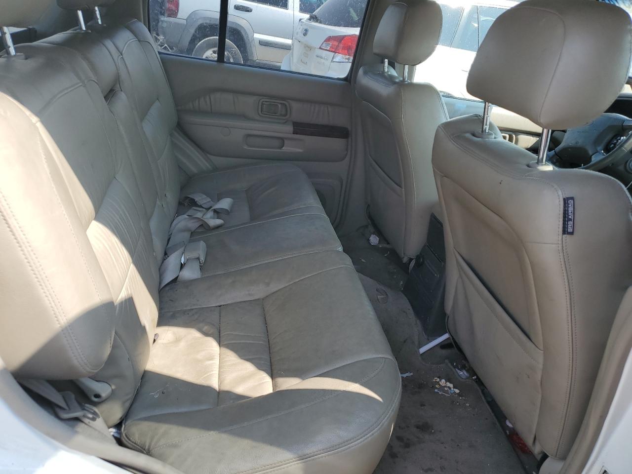 2000 Infiniti Qx4 VIN: JNRAR07YXYW075903 Lot: 65273514