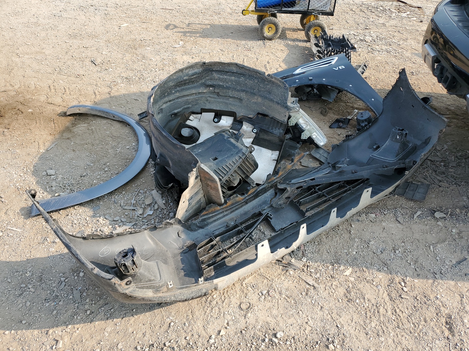 JN8AY2ND5JX000805 2018 Nissan Armada Sv