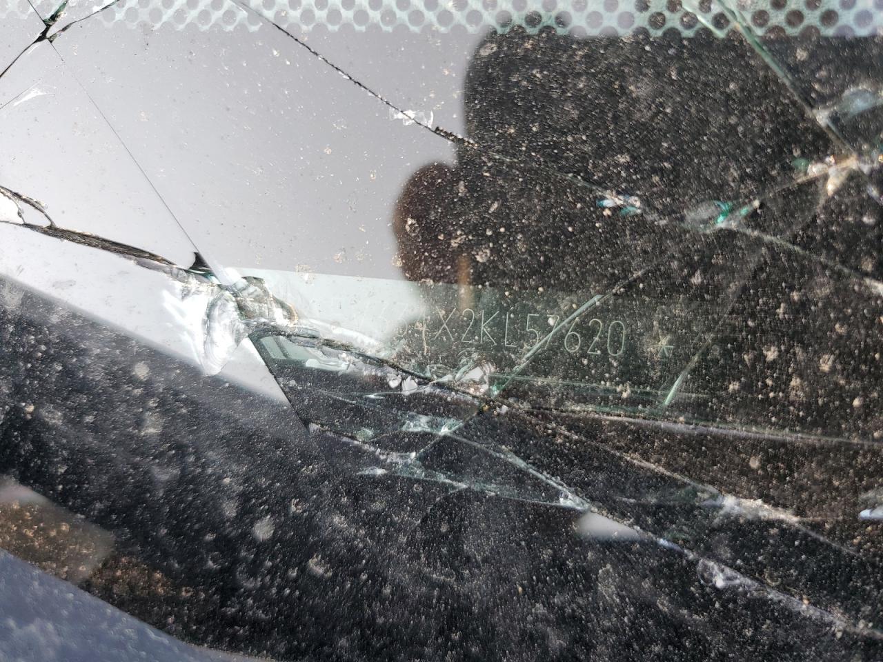 2002 BMW 325 I VIN: WBAEV334X2KL57620 Lot: 63104154