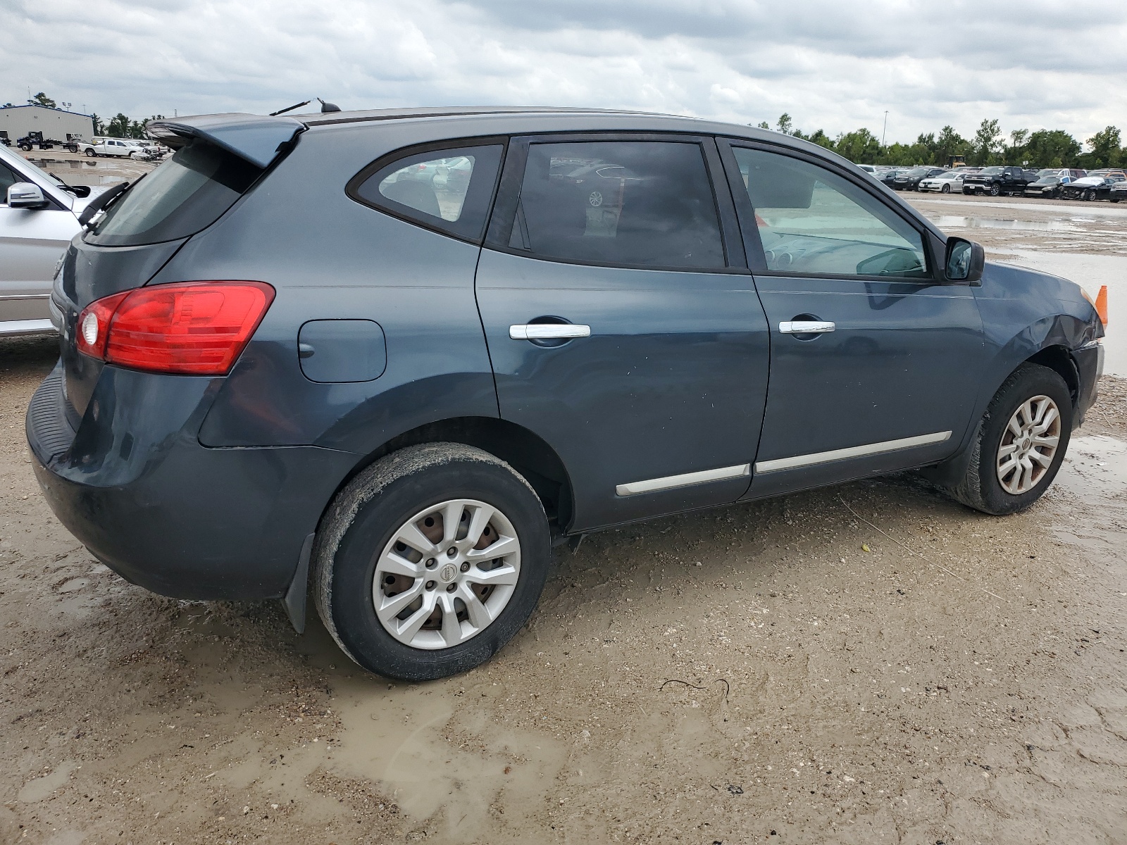 2013 Nissan Rogue S vin: JN8AS5MT3DW526727