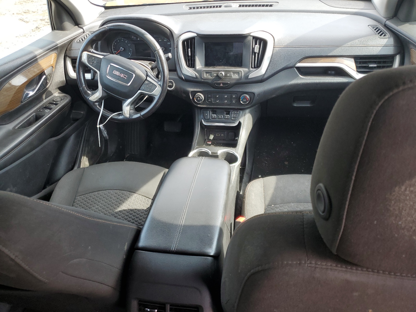 3GKALMEVXJL319647 2018 GMC Terrain Sle