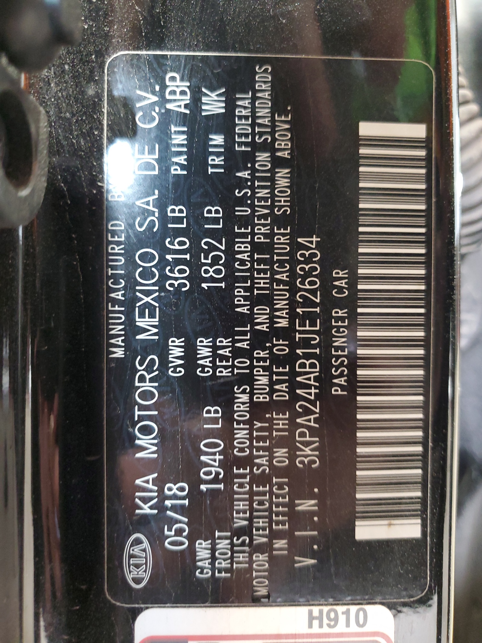 3KPA24AB1JE126334 2018 Kia Rio Lx