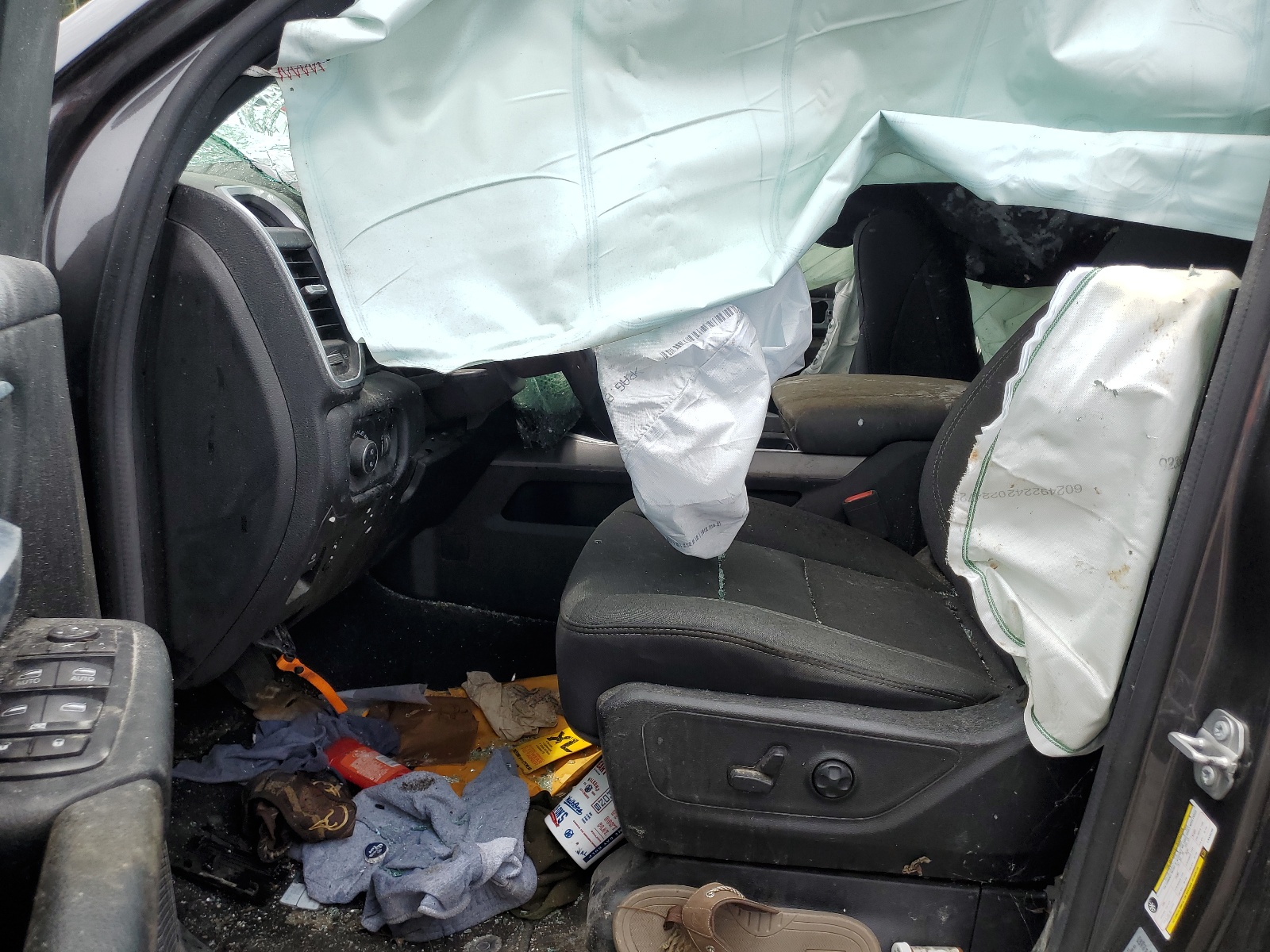 1C6RREFT1LN338209 2020 Ram 1500 Big Horn/Lone Star