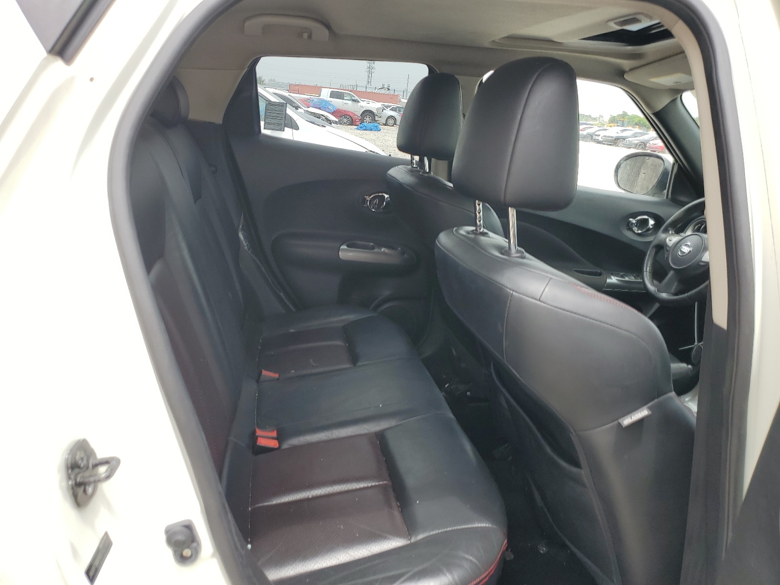 JN8AF5MV5BT023494 2011 Nissan Juke S