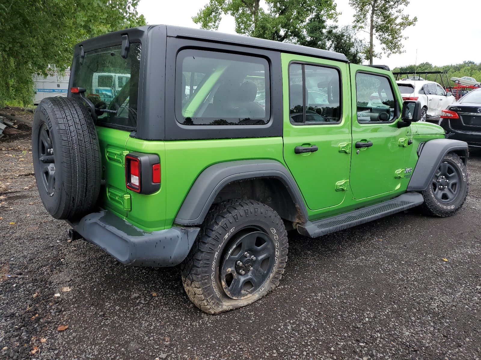 2020 Jeep Wrangler Unlimited Sport vin: 1C4HJXDN9LW137678