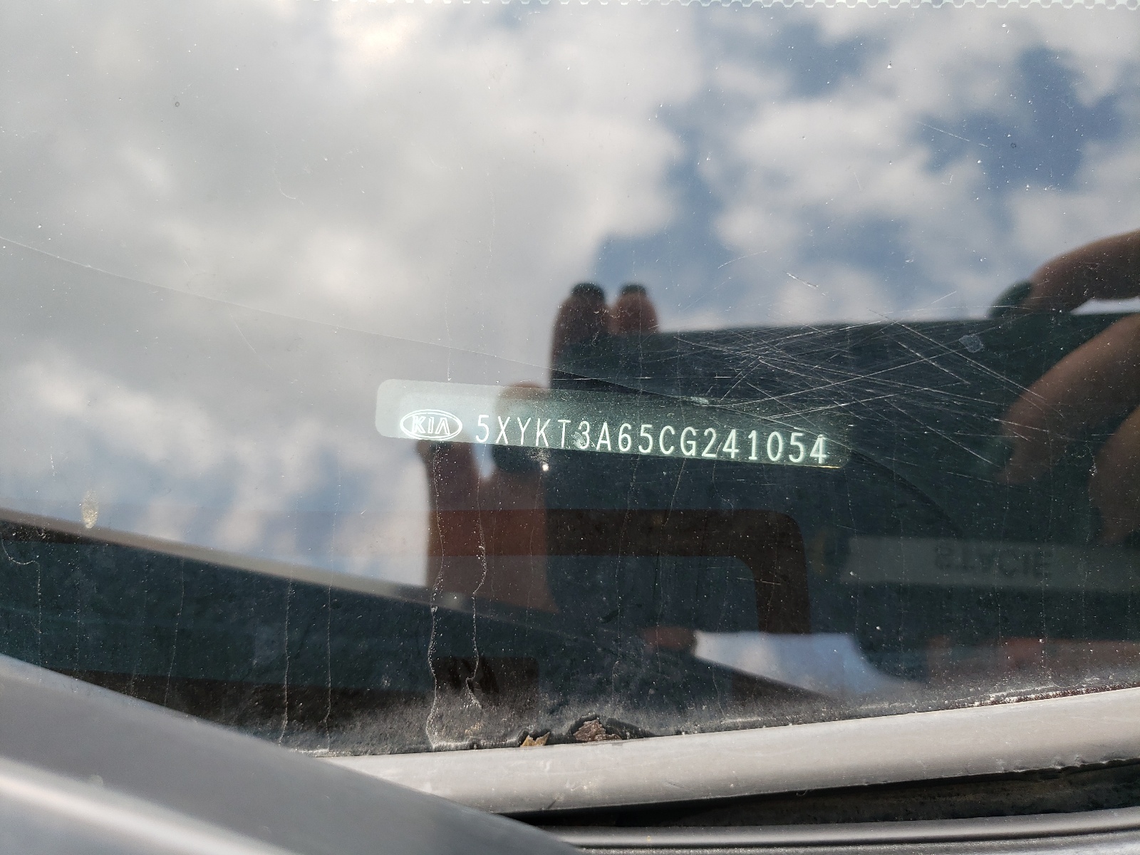 5XYKT3A65CG241054 2012 Kia Sorento Base