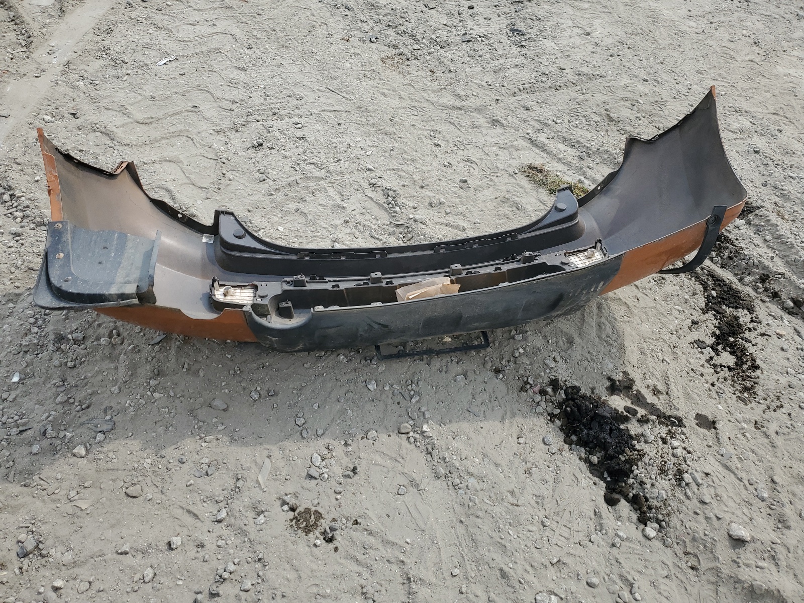 KNDJT2A21B7216926 2011 Kia Soul +