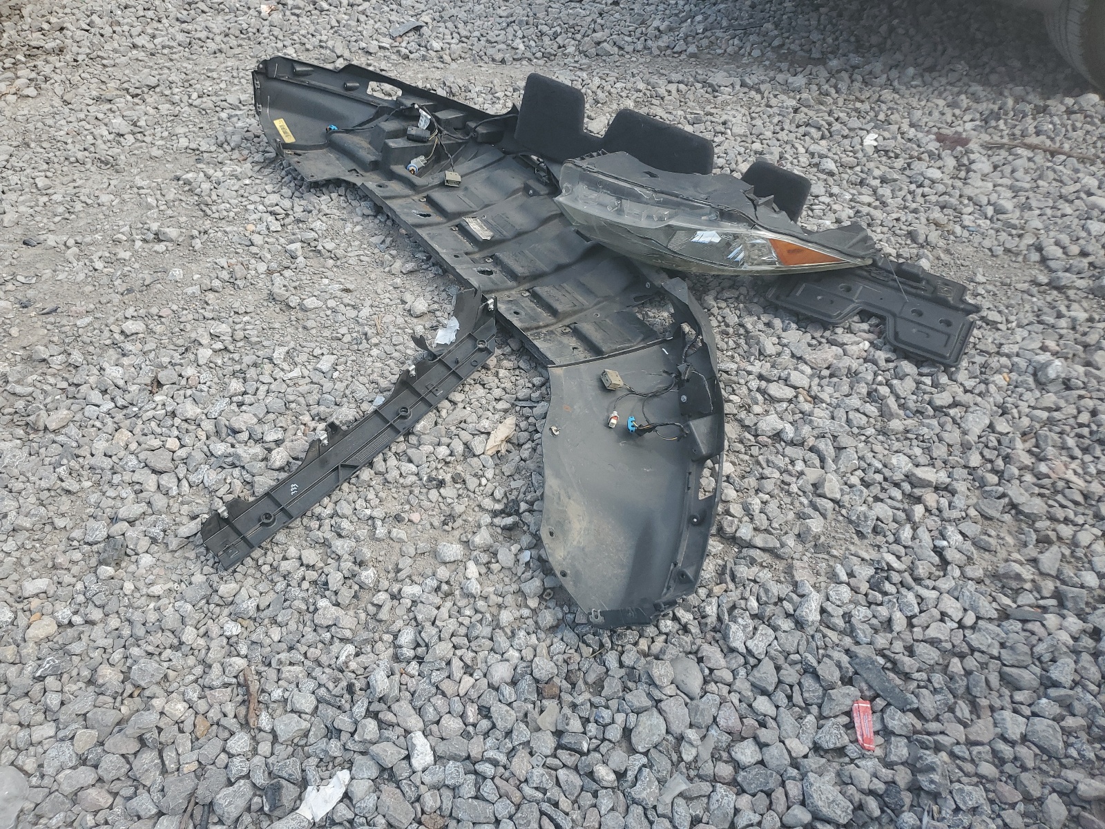 1FMCU0GX9FUA21902 2015 Ford Escape Se