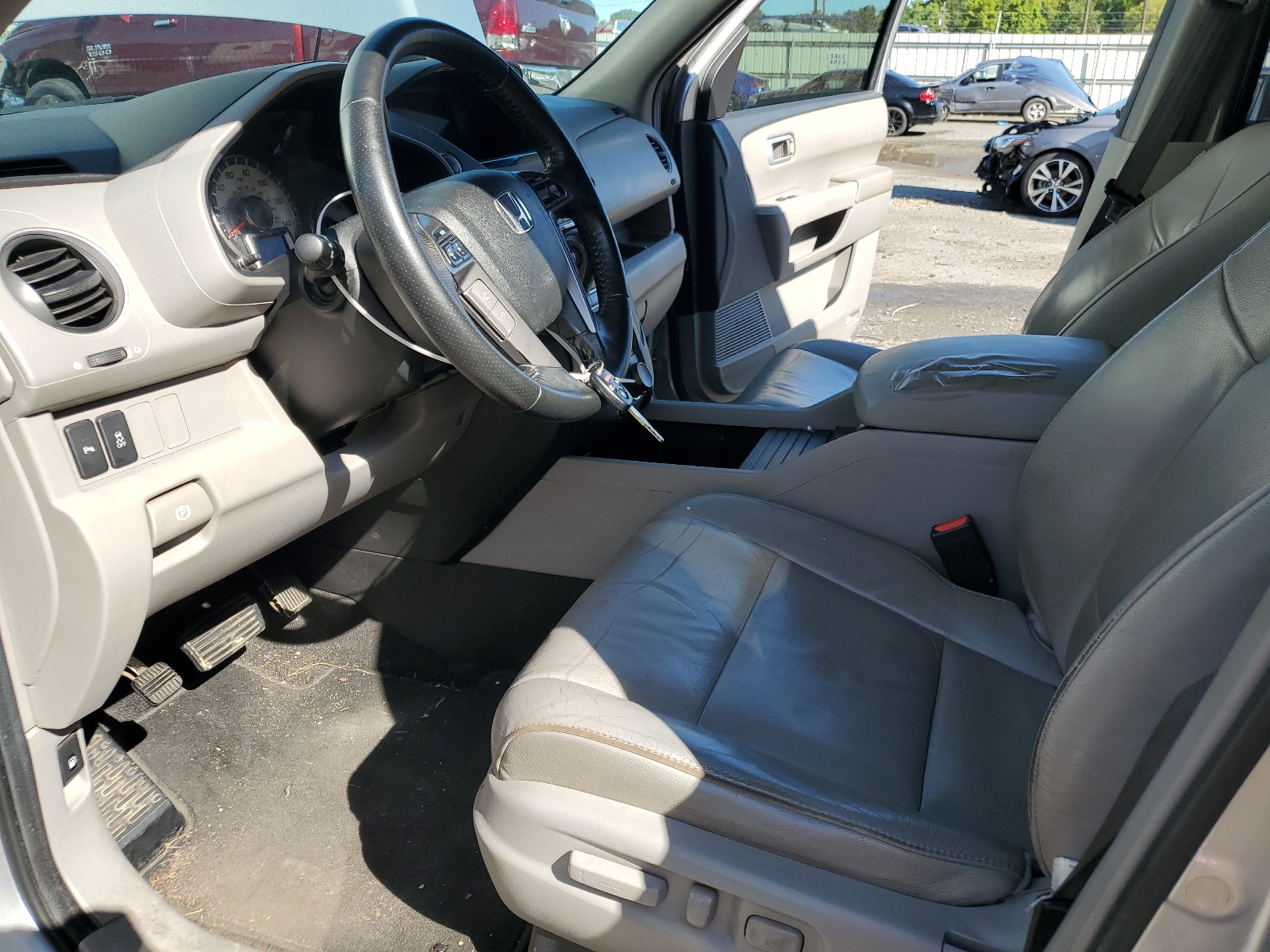 5FNYF3H9XCB012667 2012 Honda Pilot Touring