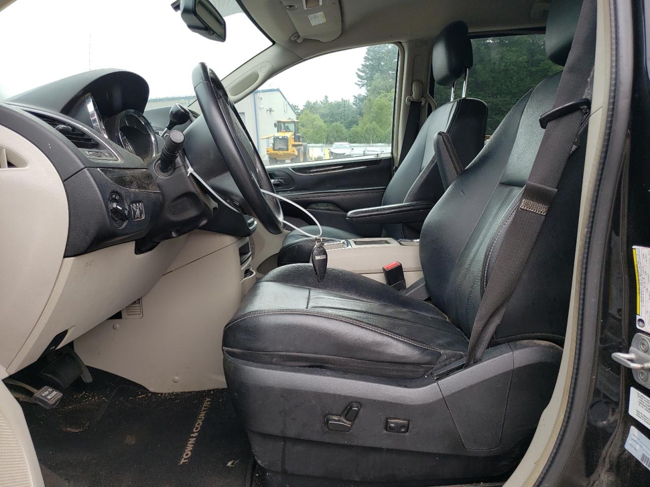 2013 Chrysler Town & Country Touring VIN: 2C4RC1BGXDR657379 Lot: 65038694