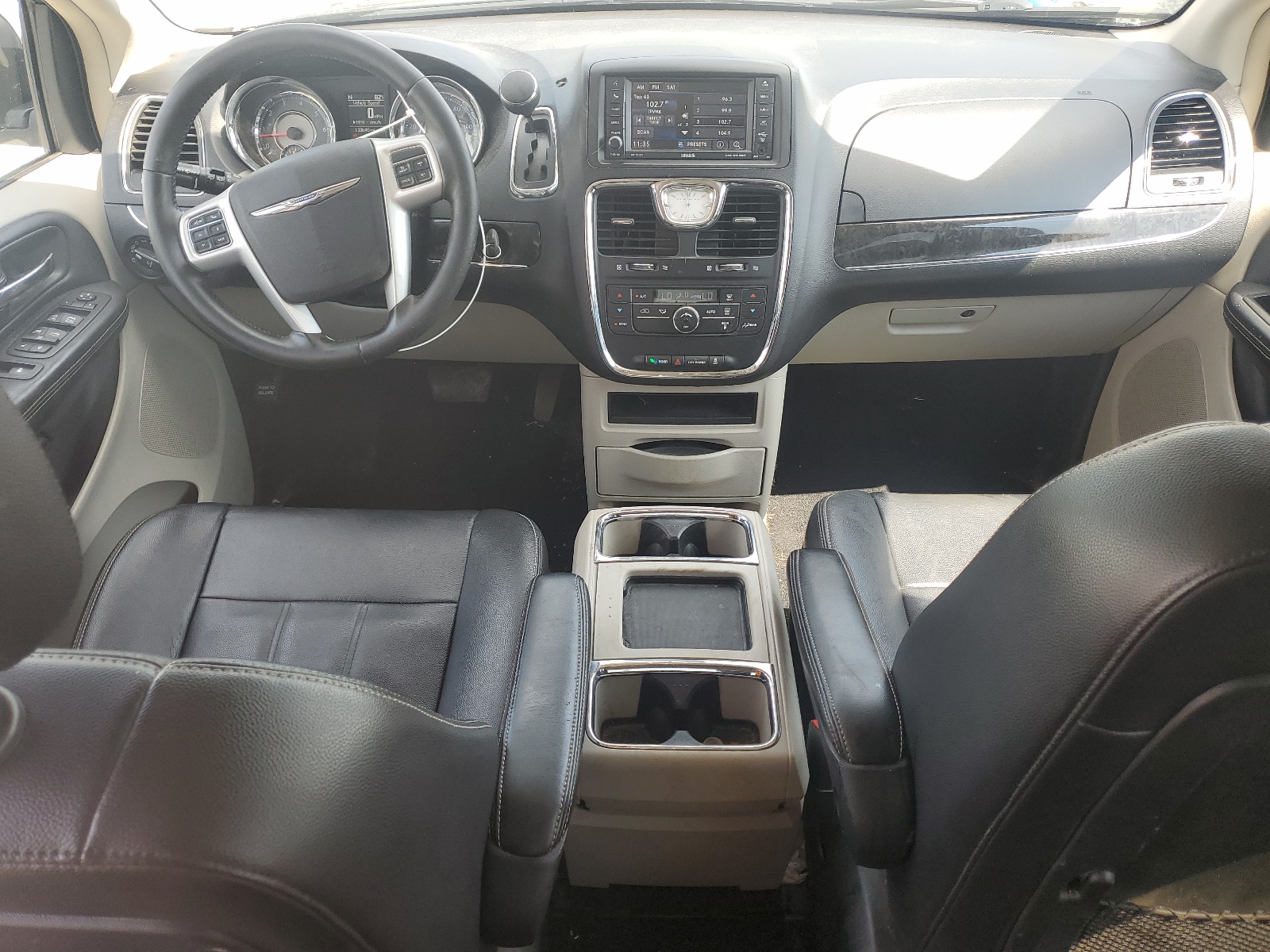 2C4RC1BG1ER440501 2014 Chrysler Town & Country Touring