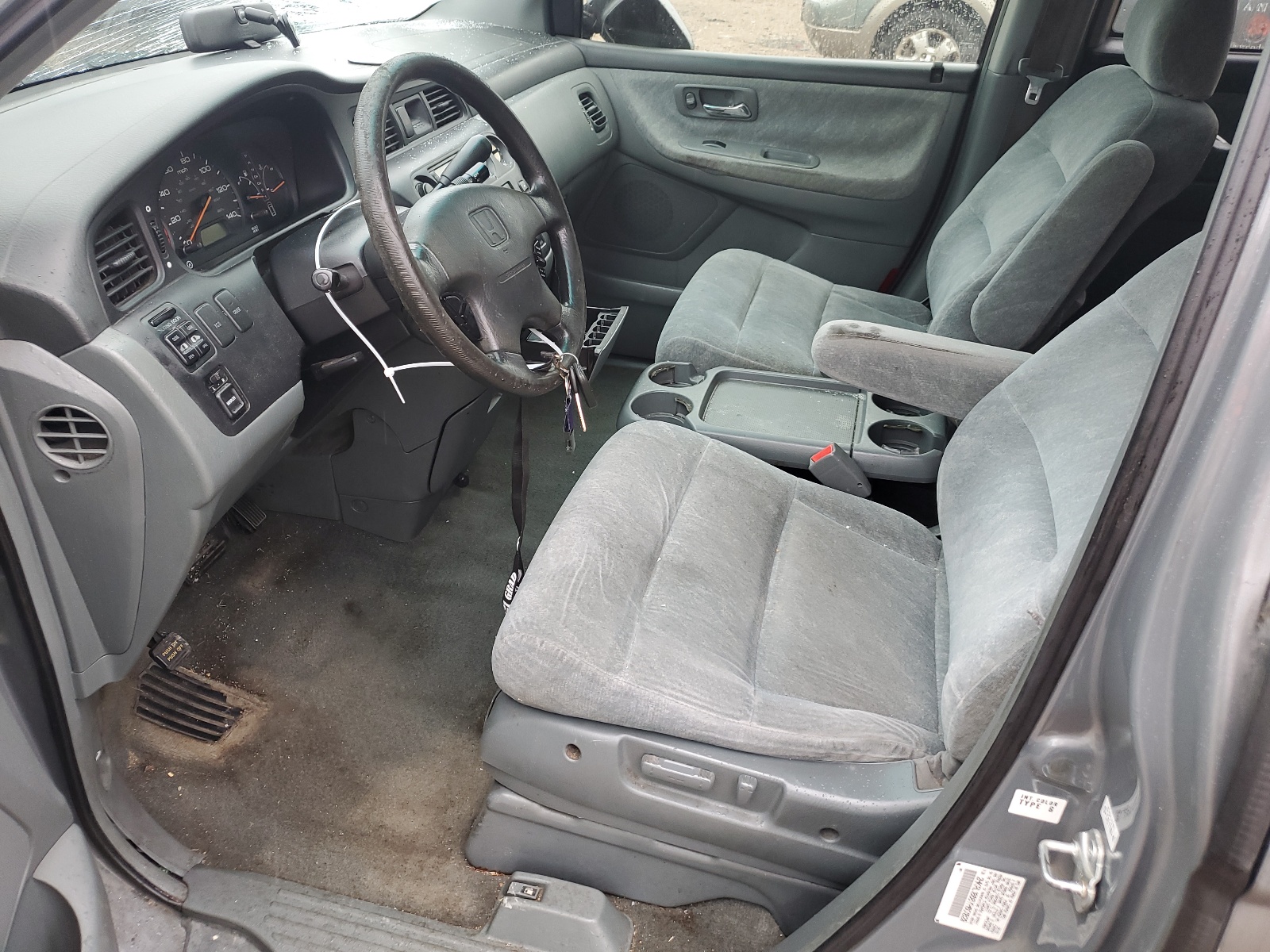 2HKRL1868YH601829 2000 Honda Odyssey Ex