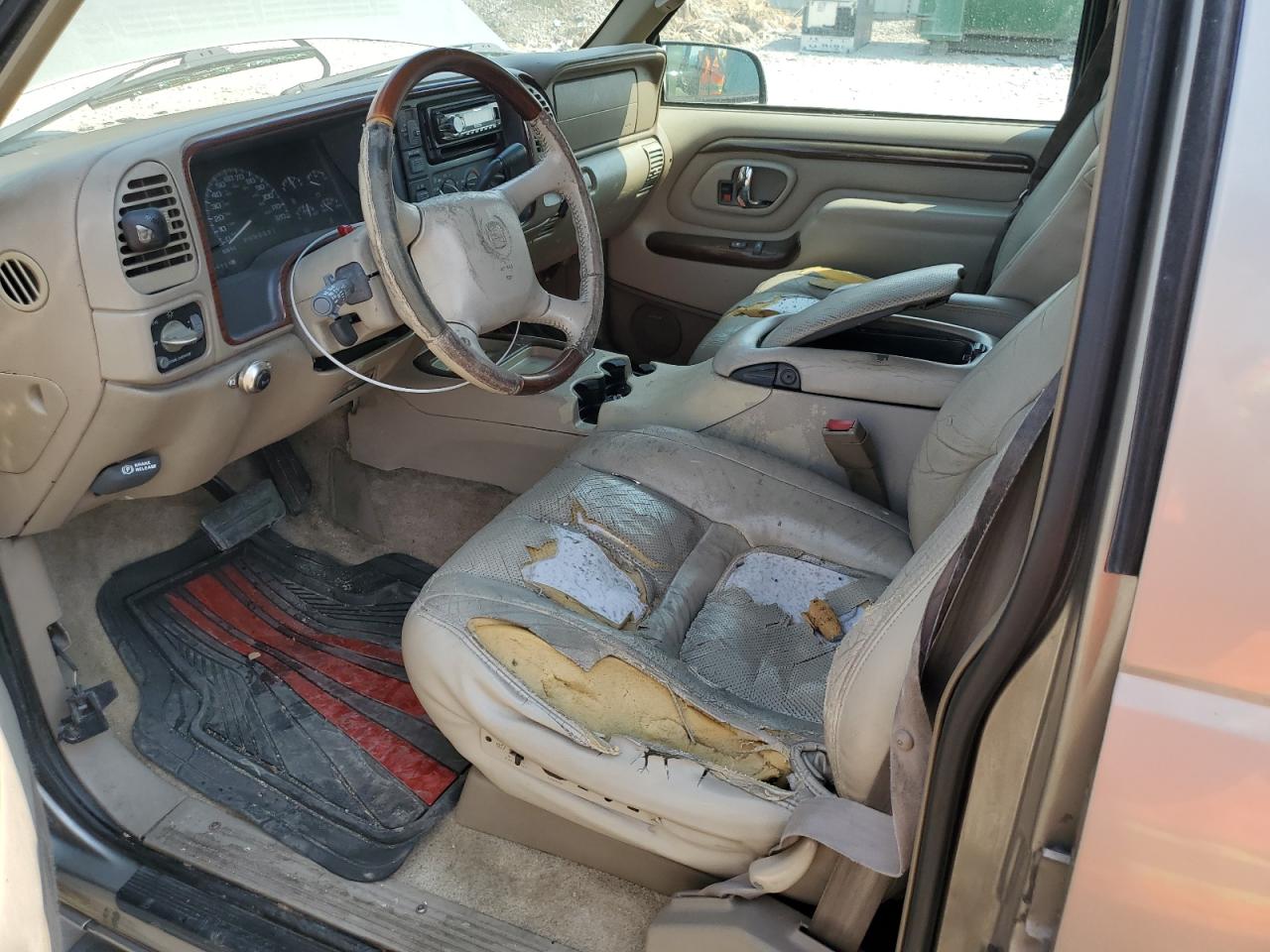 1GYEK63RXYR220888 2000 Cadillac Escalade Luxury