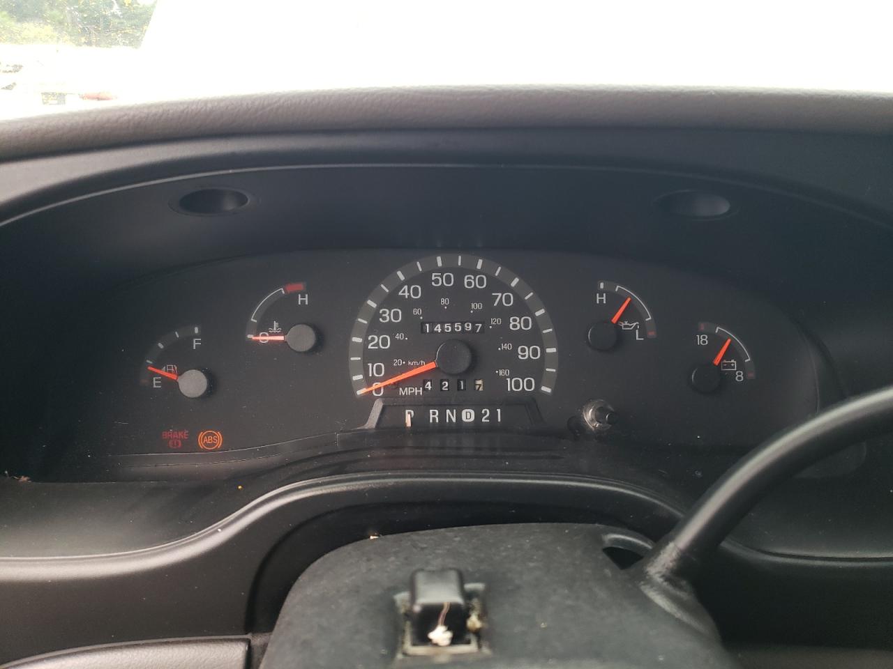 2000 Ford Econoline E250 Van VIN: 1FTNE24L8YHB78470 Lot: 64808724