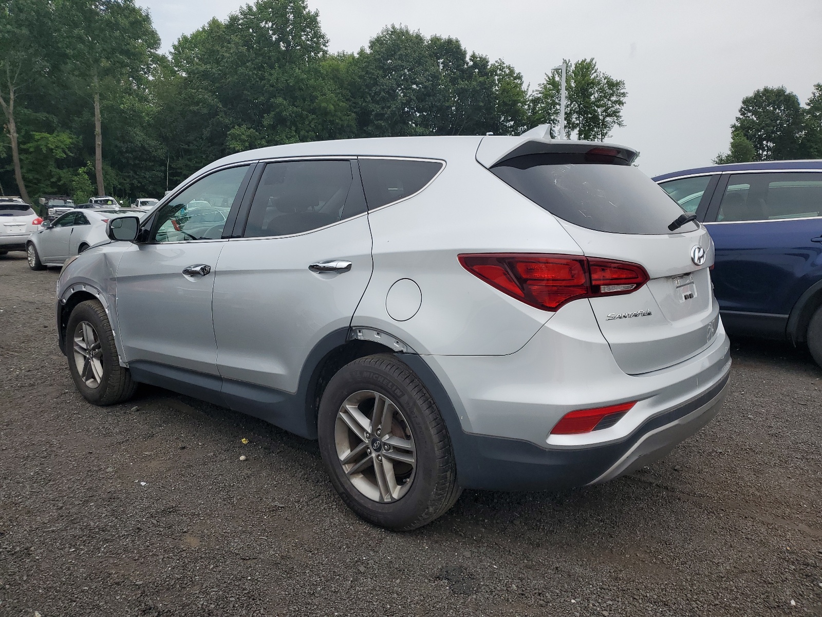 2017 Hyundai Santa Fe Sport vin: 5XYZT3LB4HG418581