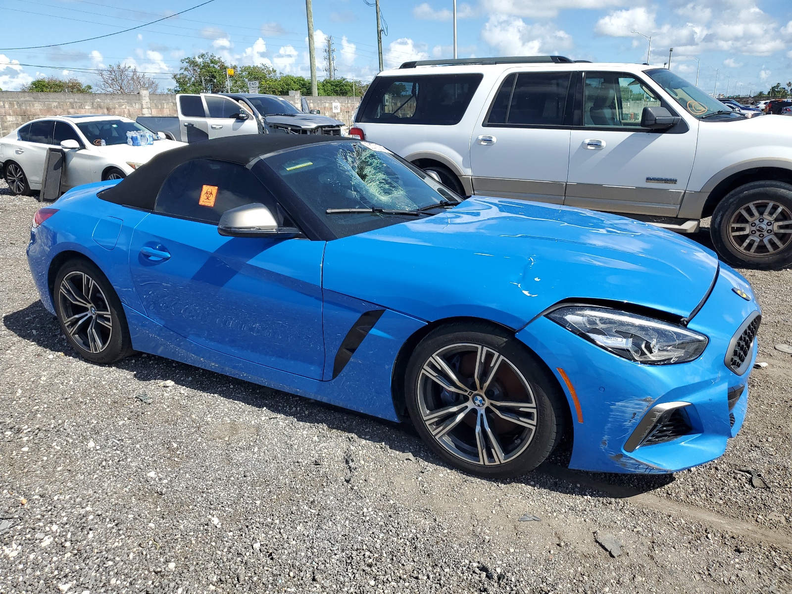 WBAHF9C02MWX16576 2021 BMW Z4 M40I