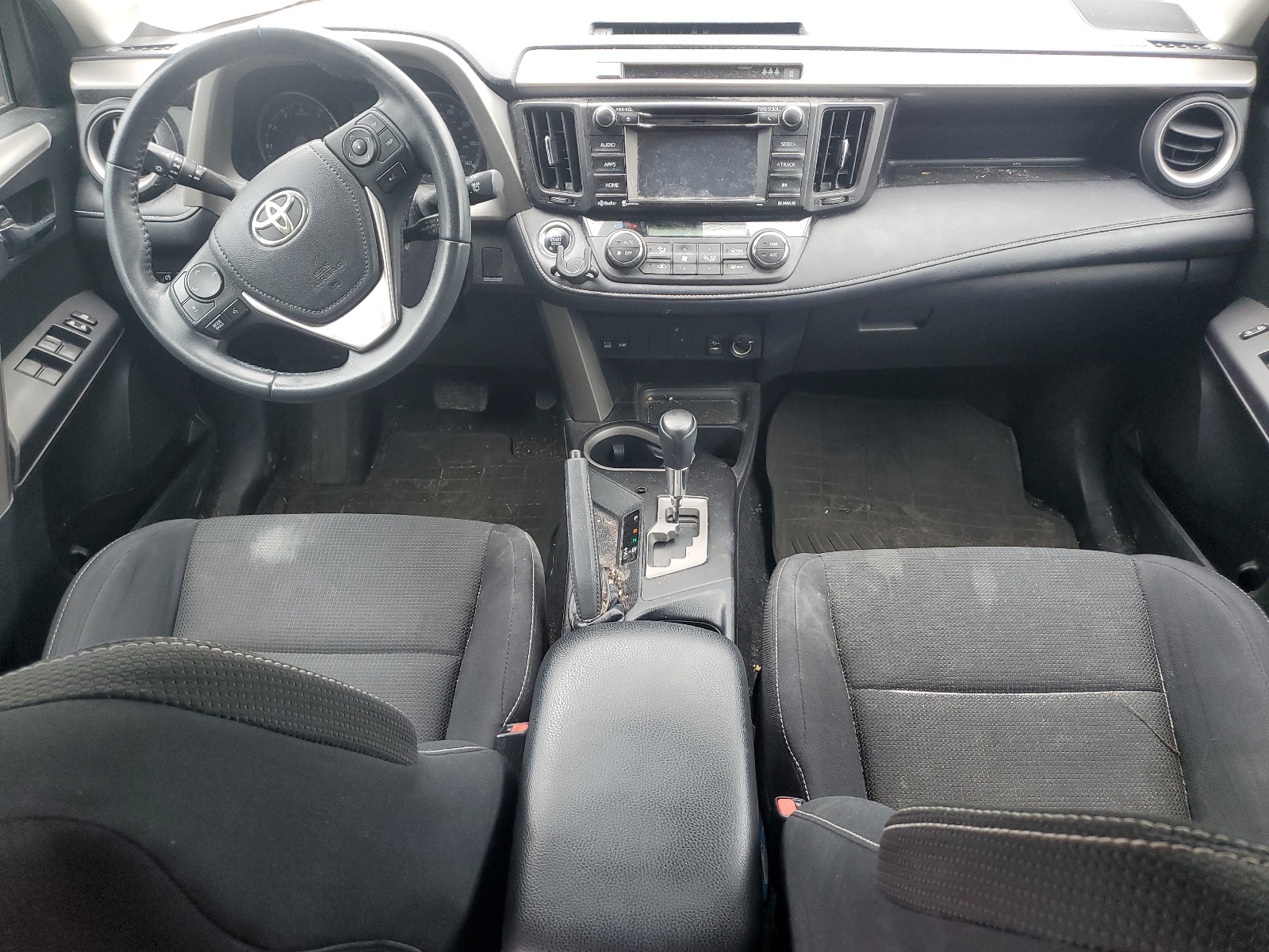 2T3RFREV0HW674655 2017 Toyota Rav4 Xle