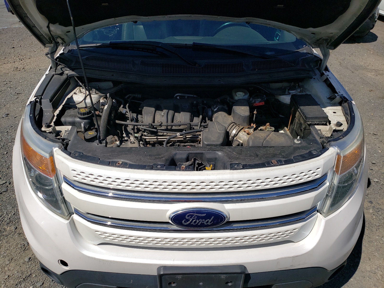 2014 Ford Explorer Limited vin: 1FM5K8F80EGA25518