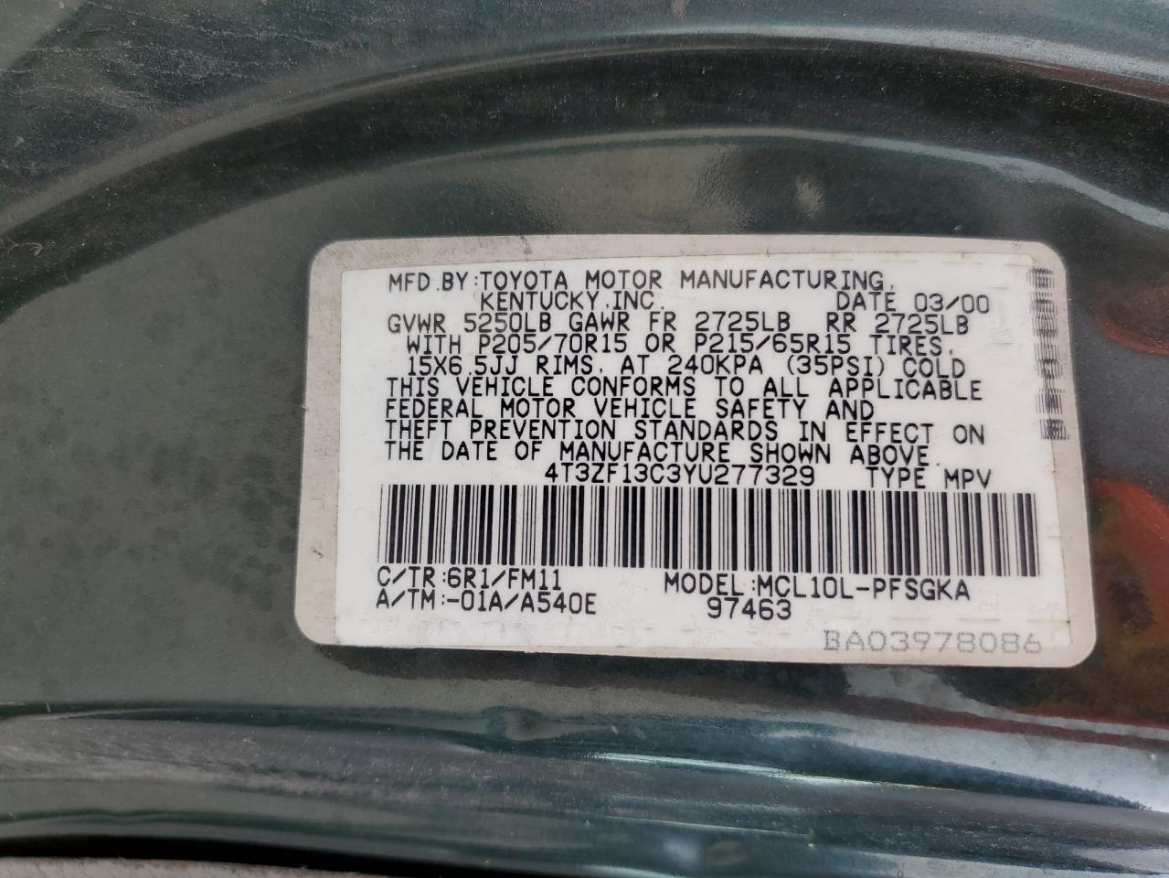 2000 Toyota Sienna Le VIN: 4T3ZF13C3YU277329 Lot: 62873394