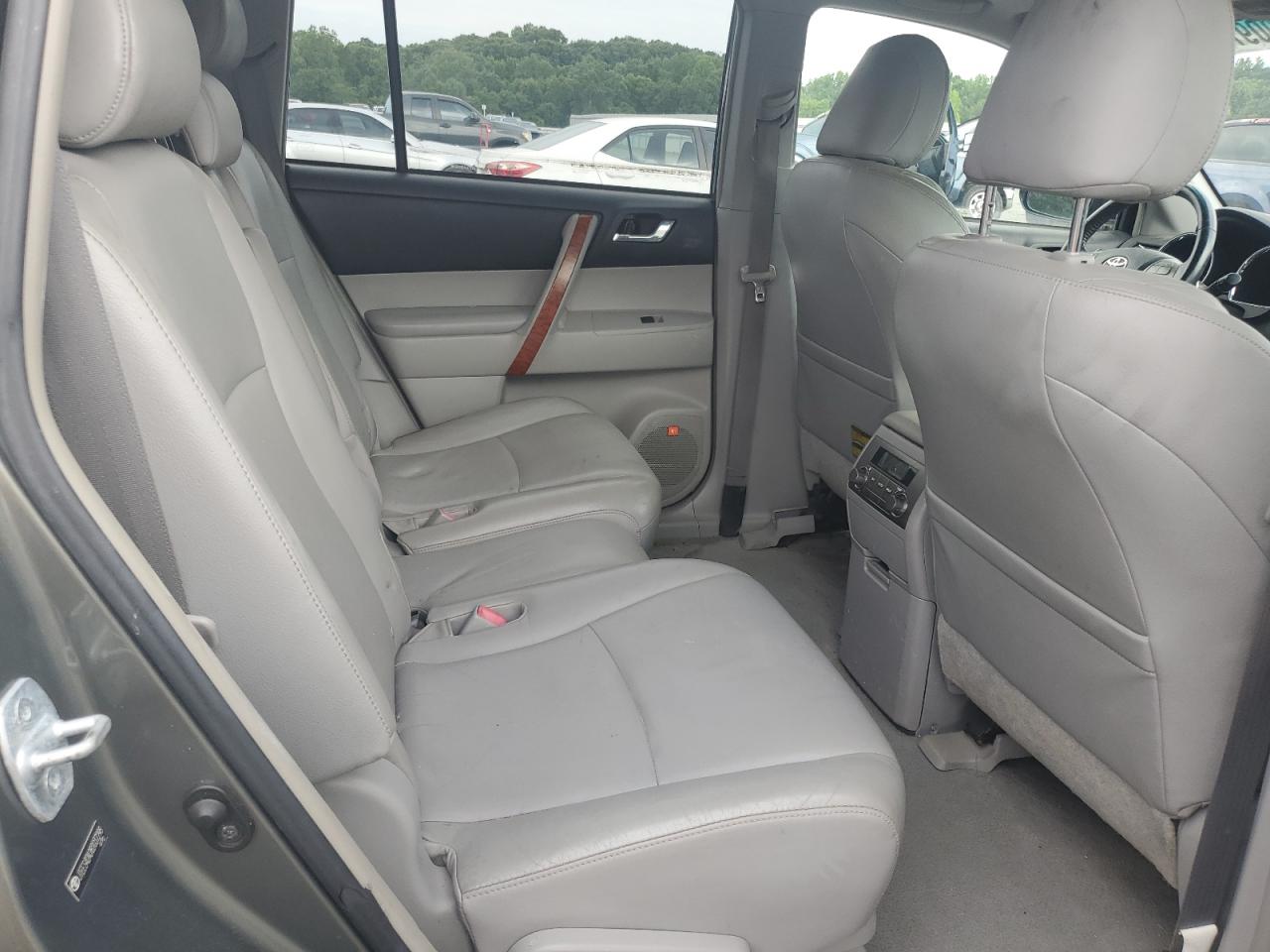 2008 Toyota Highlander Limited VIN: JTEES42A282037298 Lot: 63009744