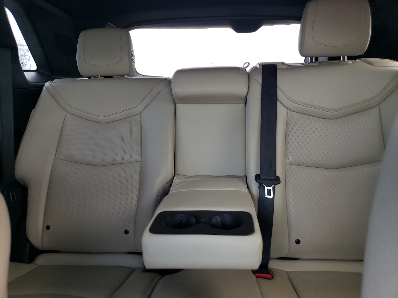 1GYKNBRS0HZ287190 2017 Cadillac Xt5 Luxury