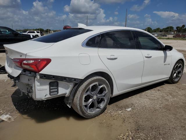 1G1ZD5ST4MF072699 Chevrolet Malibu LT 3