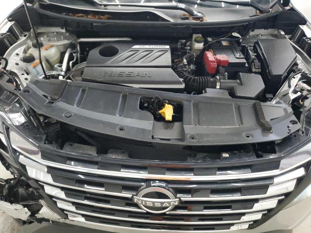 JN8BT3BA2RW350610 Nissan Rogue SV 12