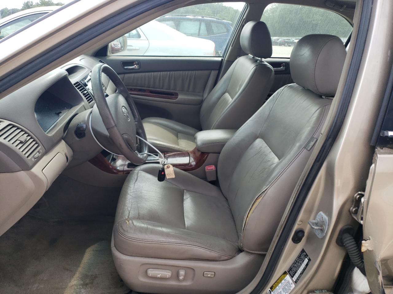 2005 Toyota Camry Le VIN: 4T1BF30K25U617860 Lot: 63764874