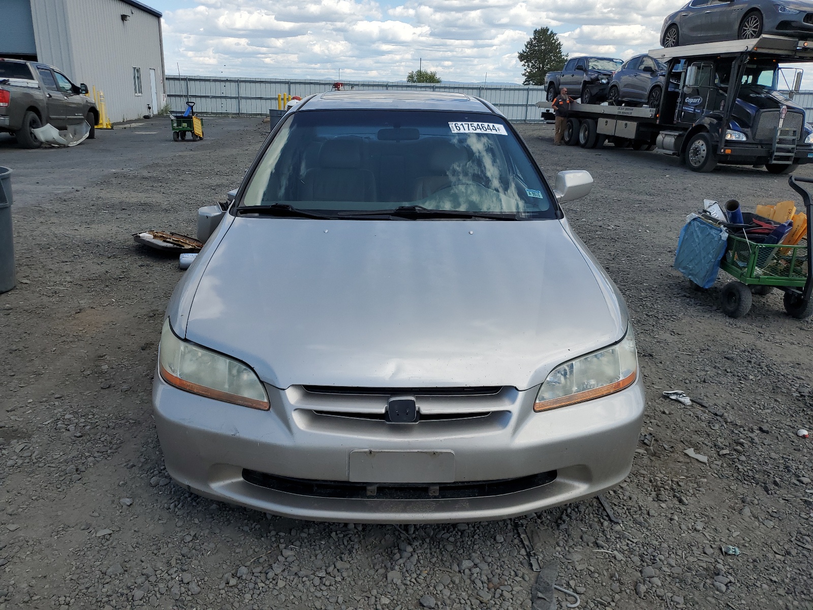 1HGCG1657XA057156 1999 Honda Accord Ex