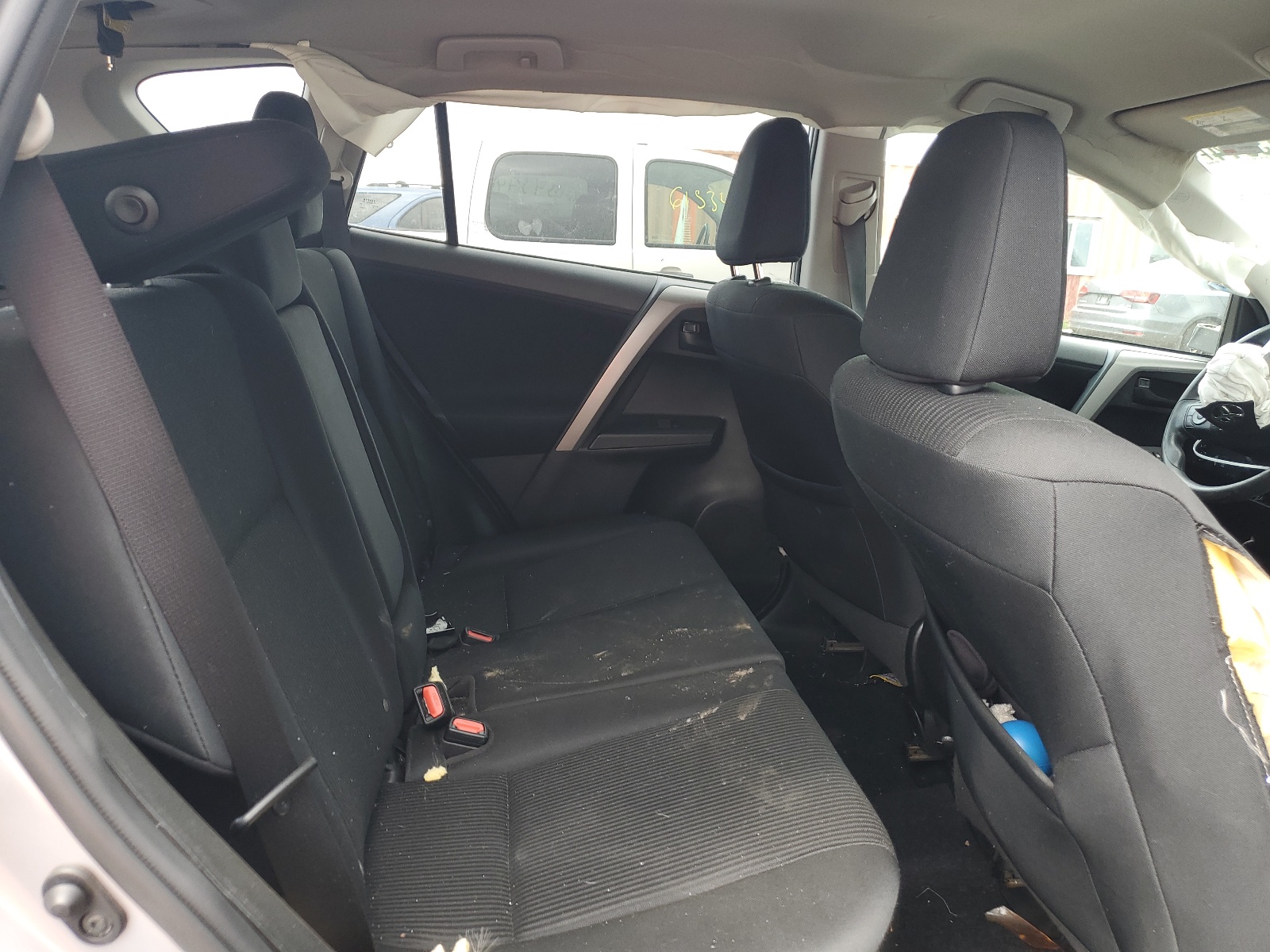 2T3BFREV1HW681230 2017 Toyota Rav4 Le