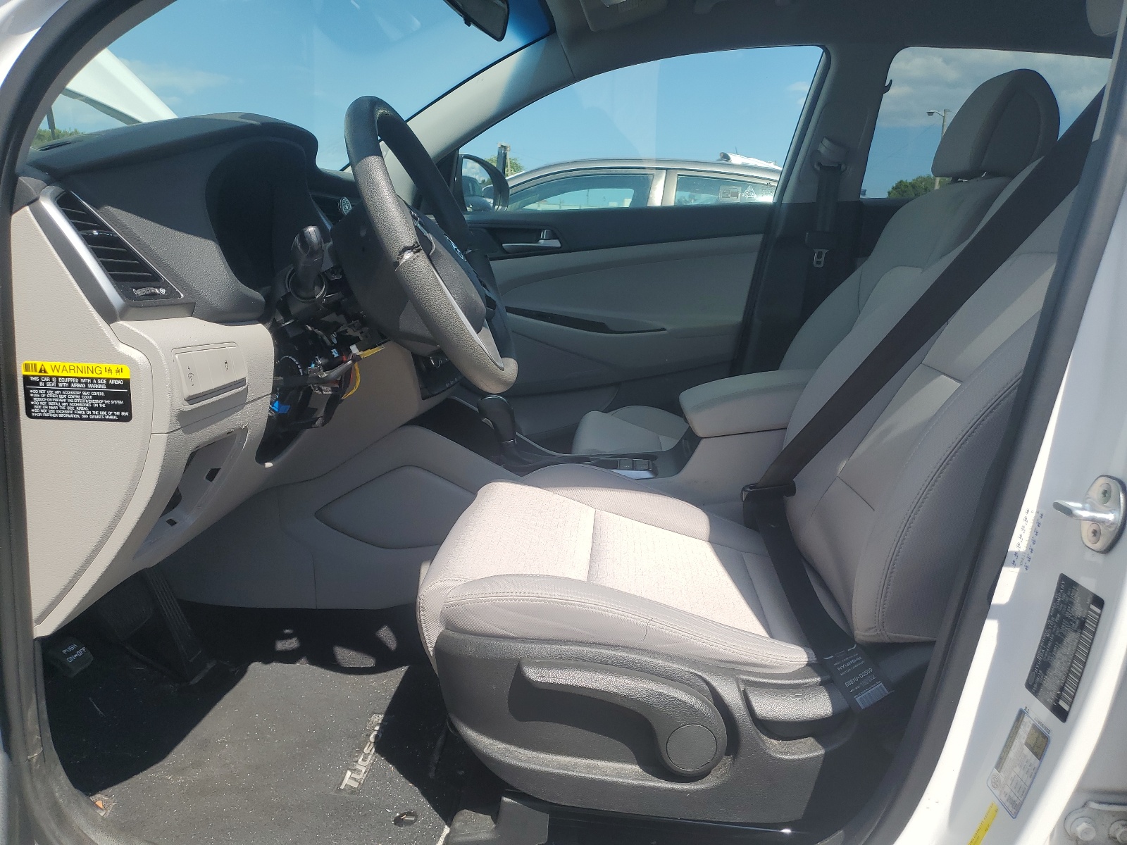 KM8J2CA43JU684386 2018 Hyundai Tucson Se