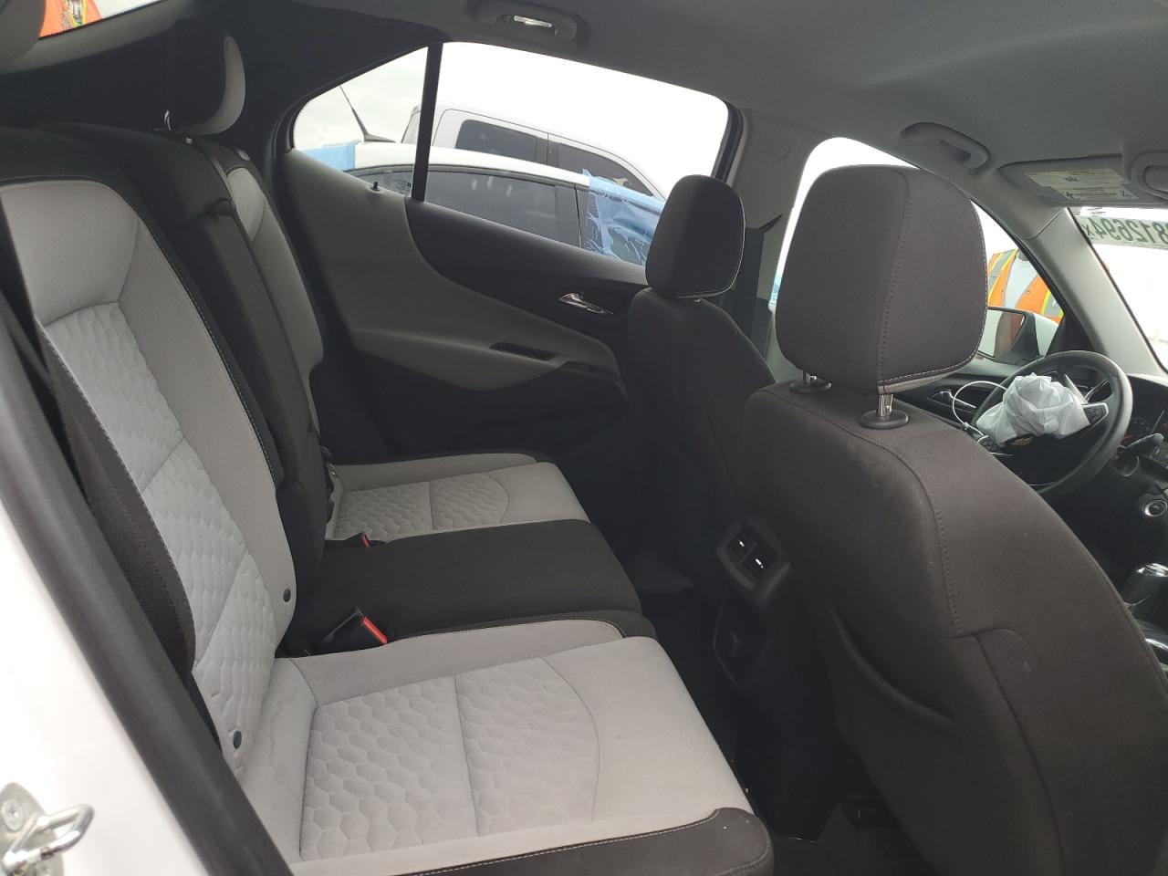 2018 Chevrolet Equinox Lt VIN: 2GNAXJEV2J6261477 Lot: 63812694