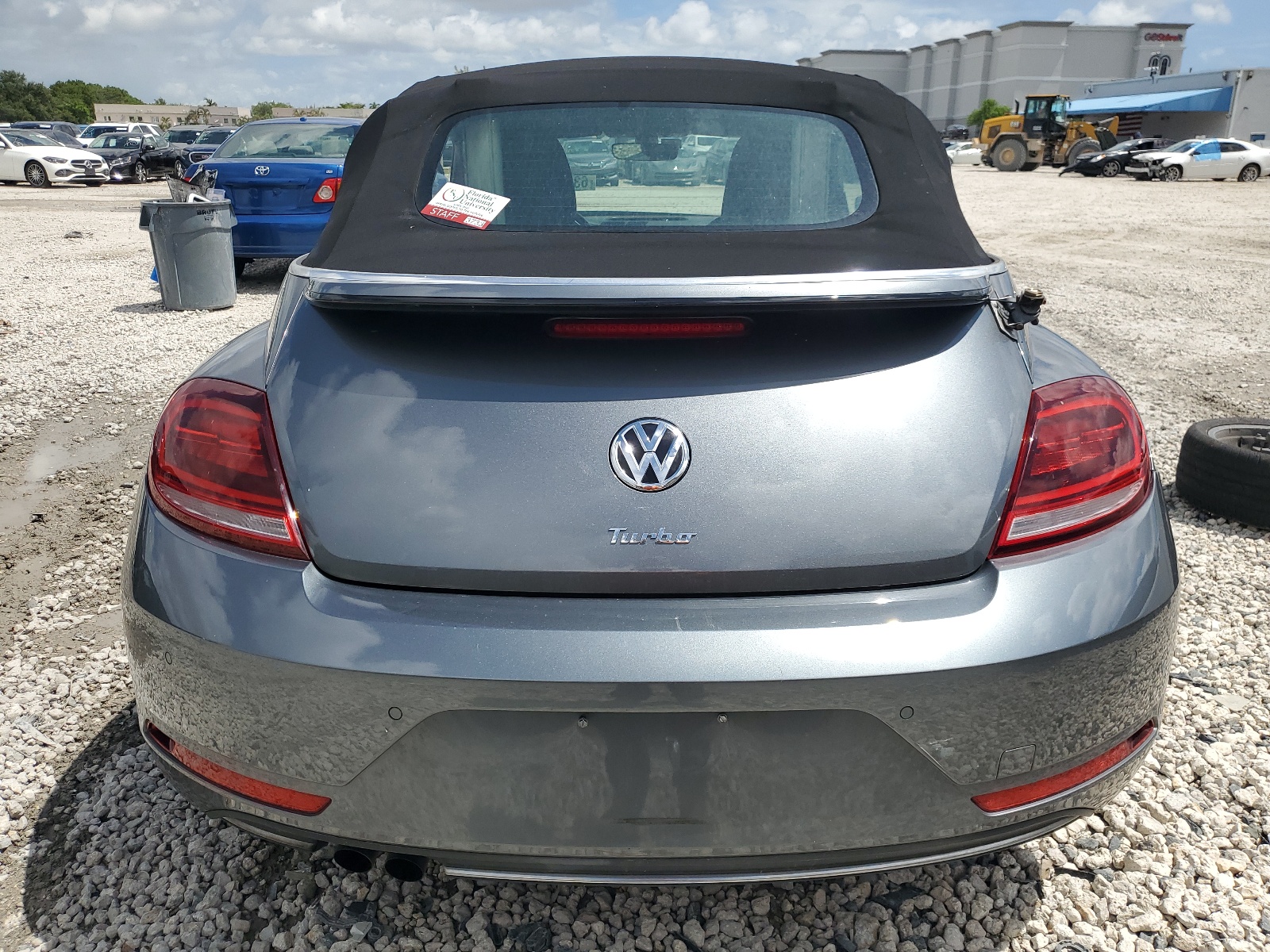 3VW517AT0HM824624 2017 Volkswagen Beetle S/Se