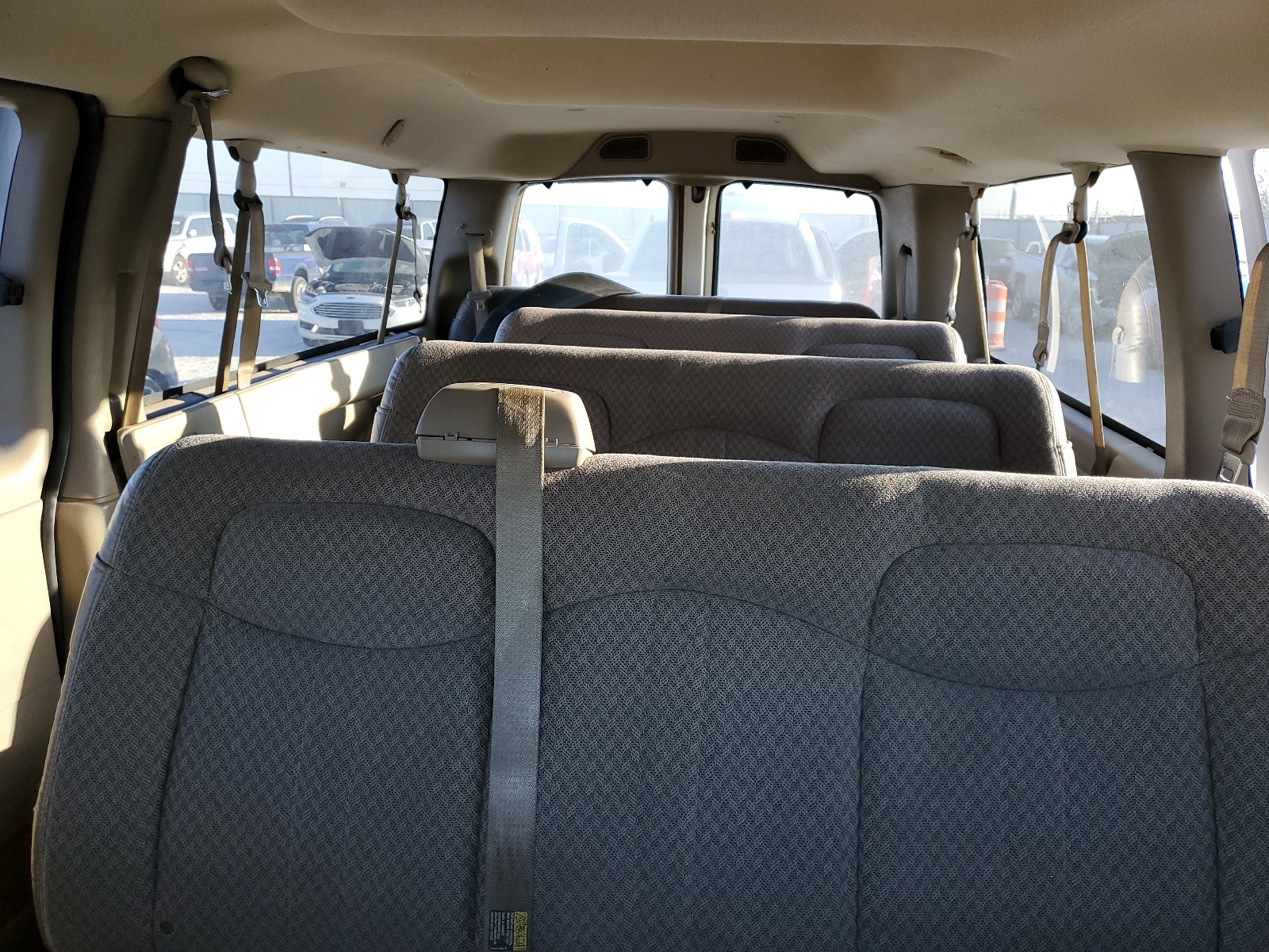 1GAHG39UX31101950 2003 Chevrolet Express G3500