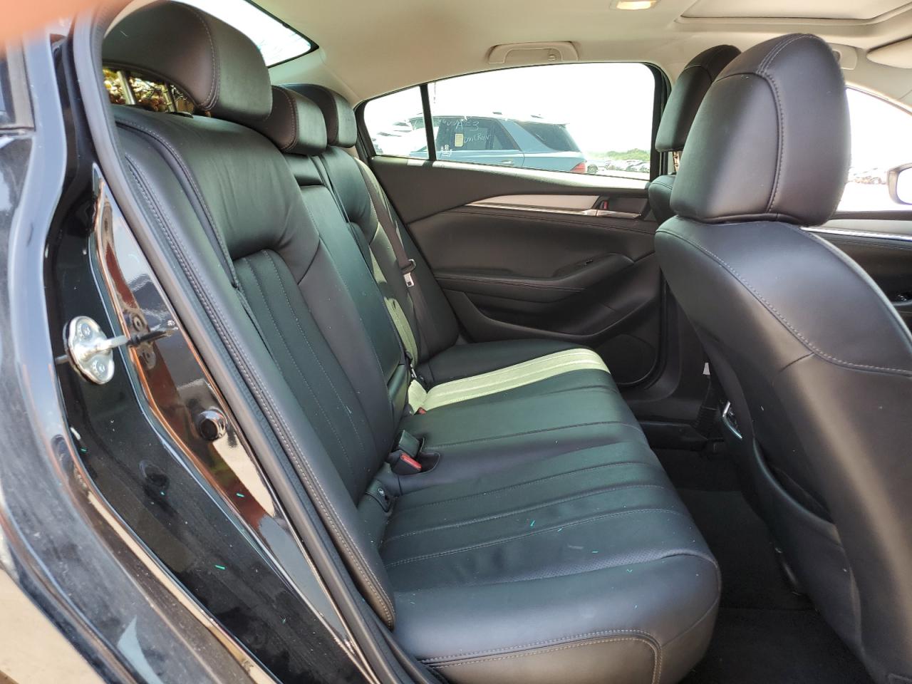 2018 Mazda 3 - Image 10