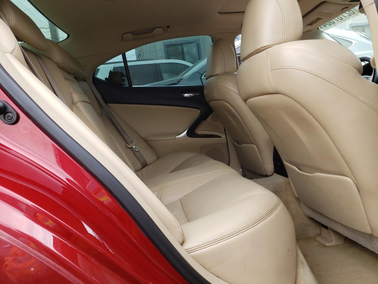 2007 Lexus IS - Image 10