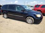 2011 Chrysler Town & Country Touring للبيع في Elgin، IL - Water/Flood