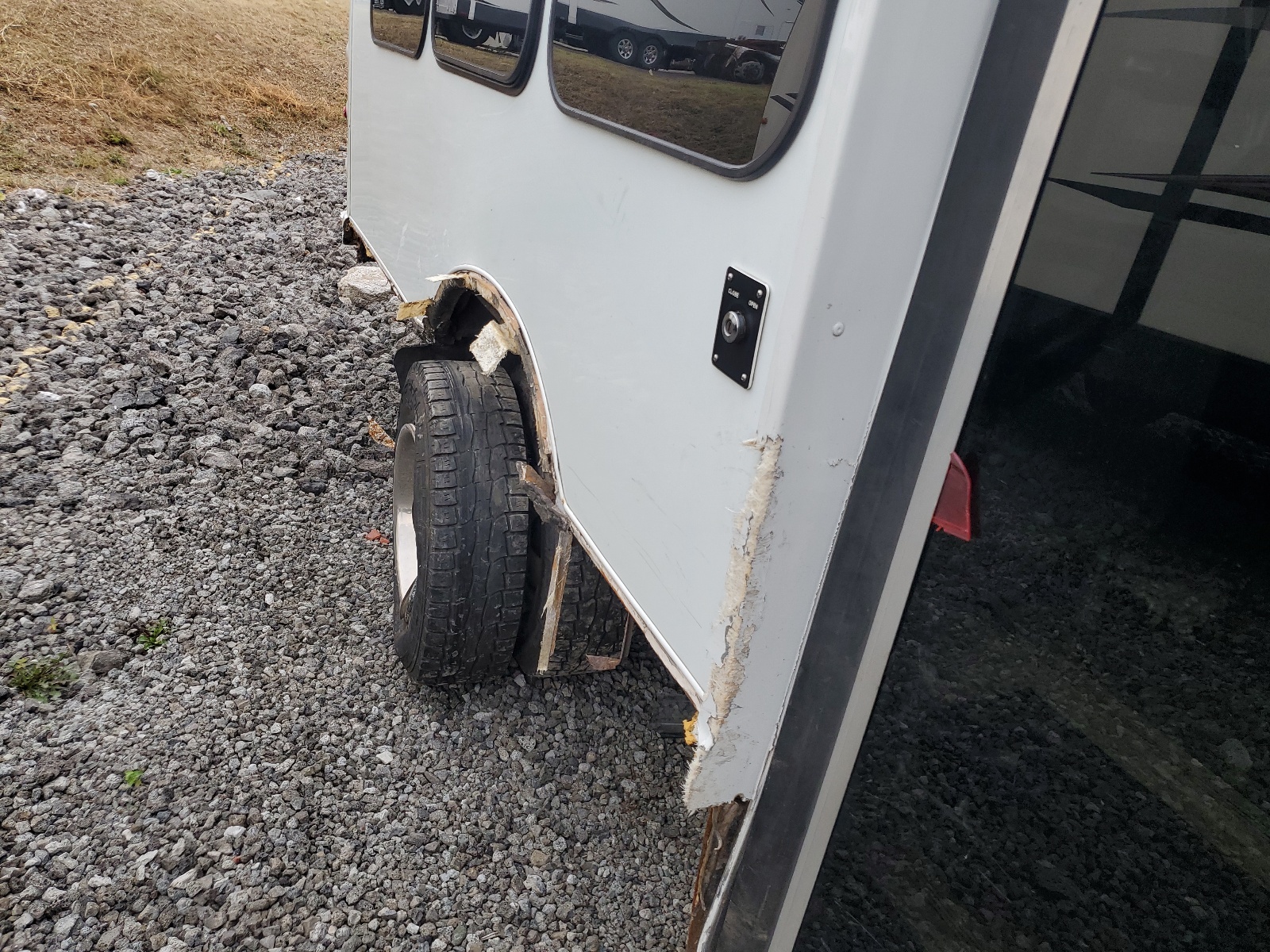 1GB6G2BG1A1102564 2010 Chevrolet Express G3500