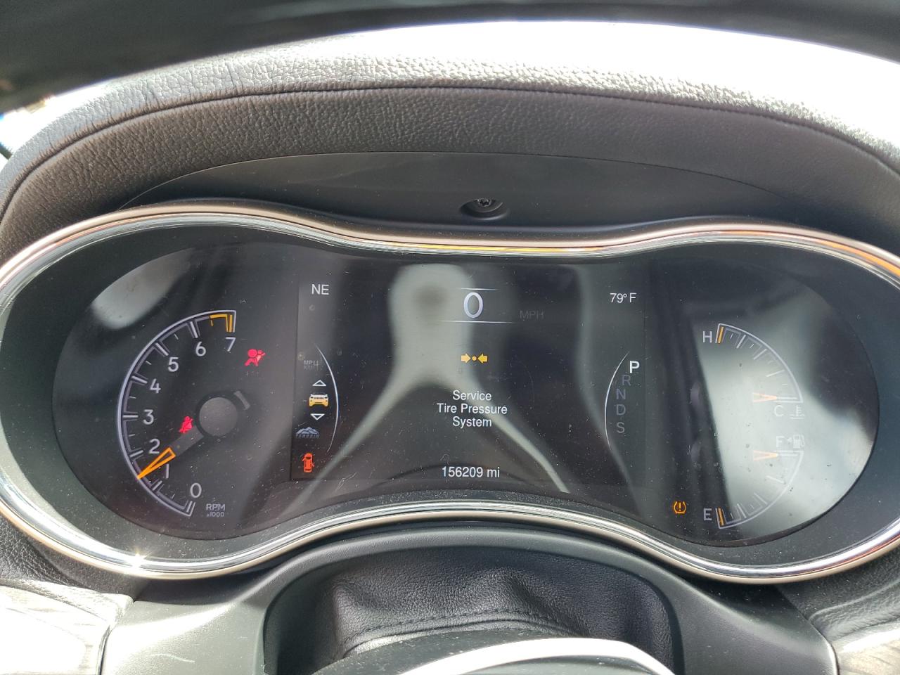 2015 Jeep Grand Cherokee Overland VIN: 1C4RJFCGXFC157963 Lot: 62938884