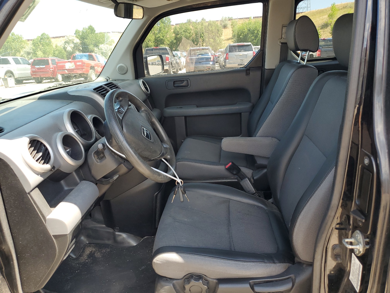 5J6YH285X4L019242 2004 Honda Element Ex