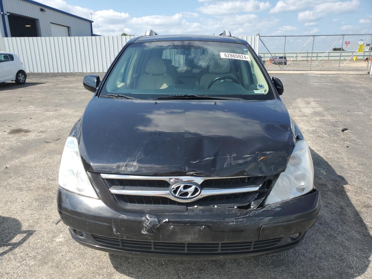 2007 Hyundai Entourage Gls VIN: KNDMC233176024647 Lot: 62865924