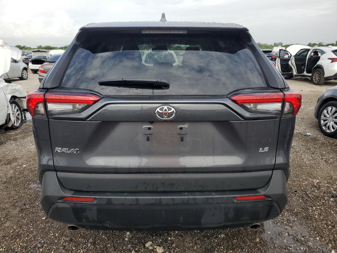 2024 Toyota Rav4 Le VIN: 2T3H1RFV7RW317256 Lot: 63026254