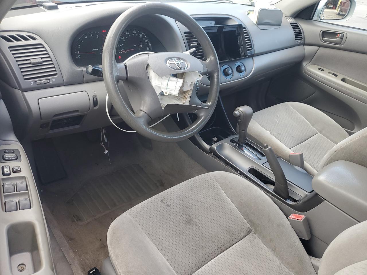 2003 Toyota Camry Le VIN: 4T1BE32KX3U260120 Lot: 61220614