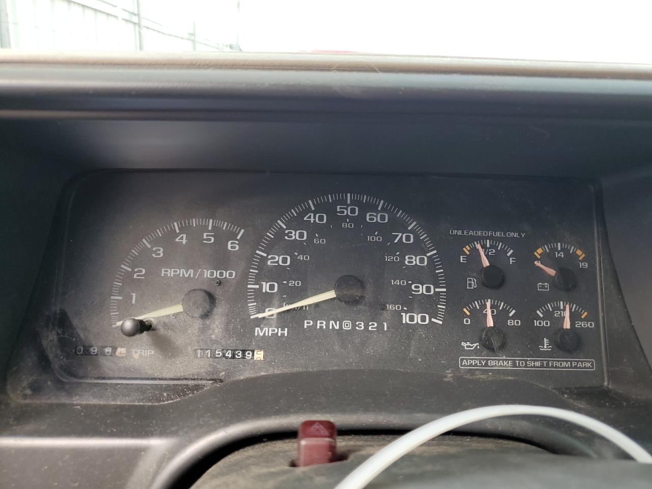 1998 Chevrolet Gmt-400 K1500 VIN: 1GCEK19R2WR145035 Lot: 63723394