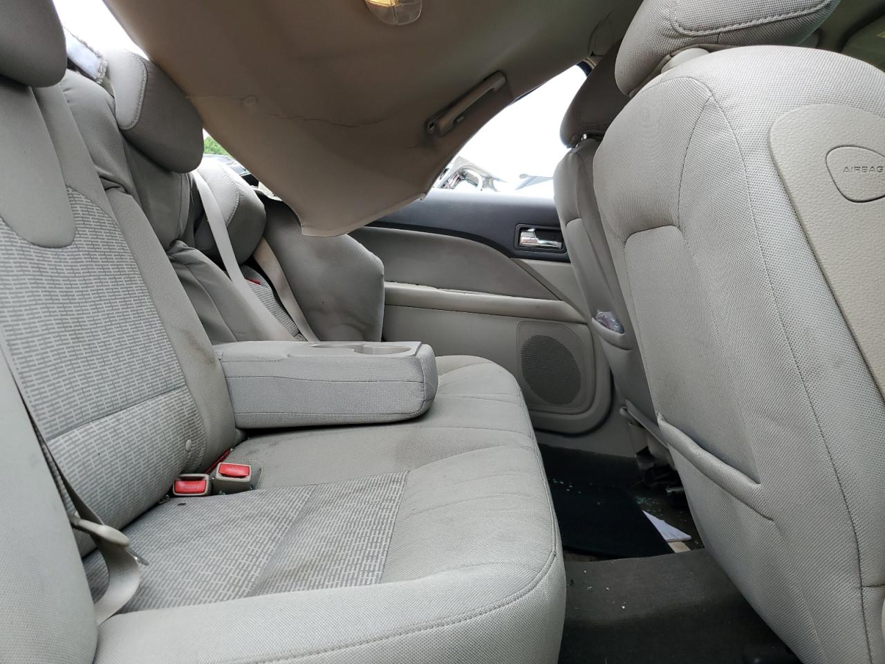 2010 Ford Fusion Se VIN: 3FAHP0HA5AR430237 Lot: 63728504