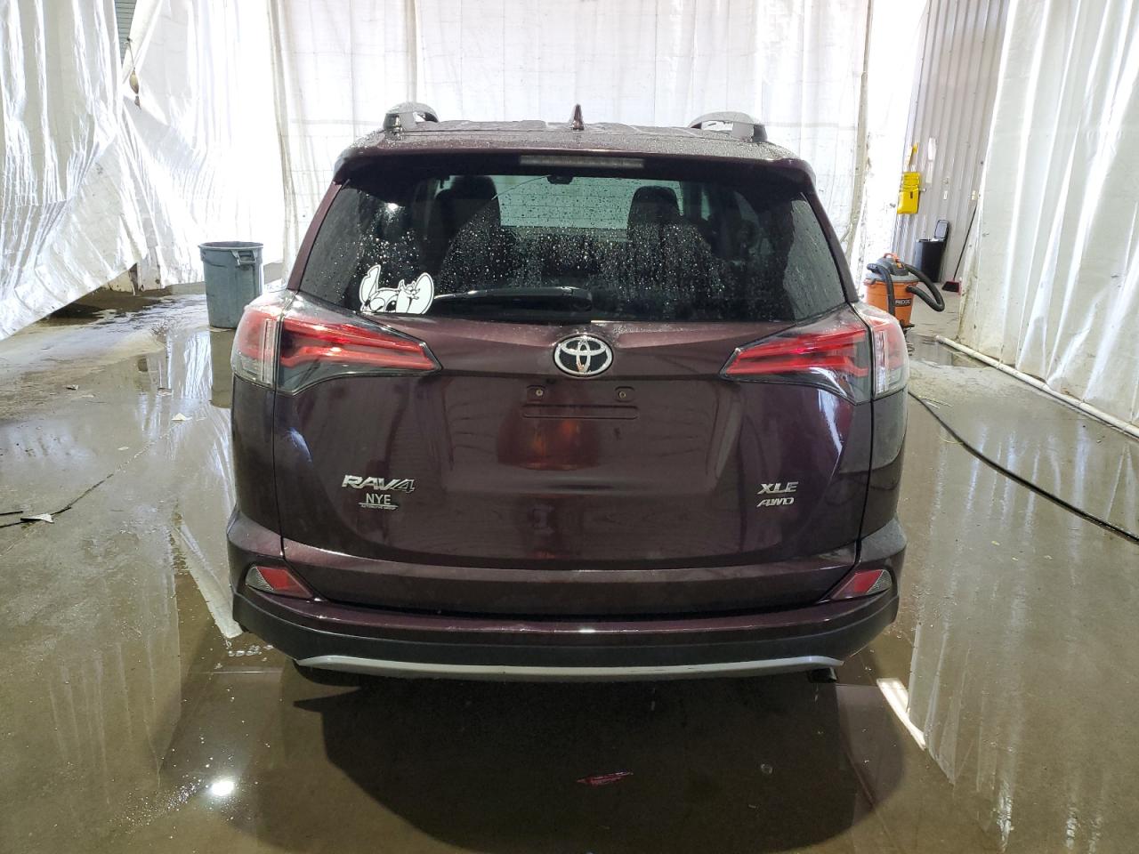 2018 Toyota Rav4 Adventure VIN: 2T3RFREV2JW842298 Lot: 64986134